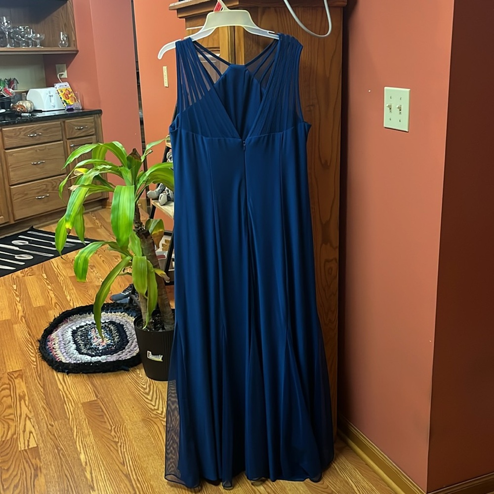 Mother of bride dress - Picture 8 of 8